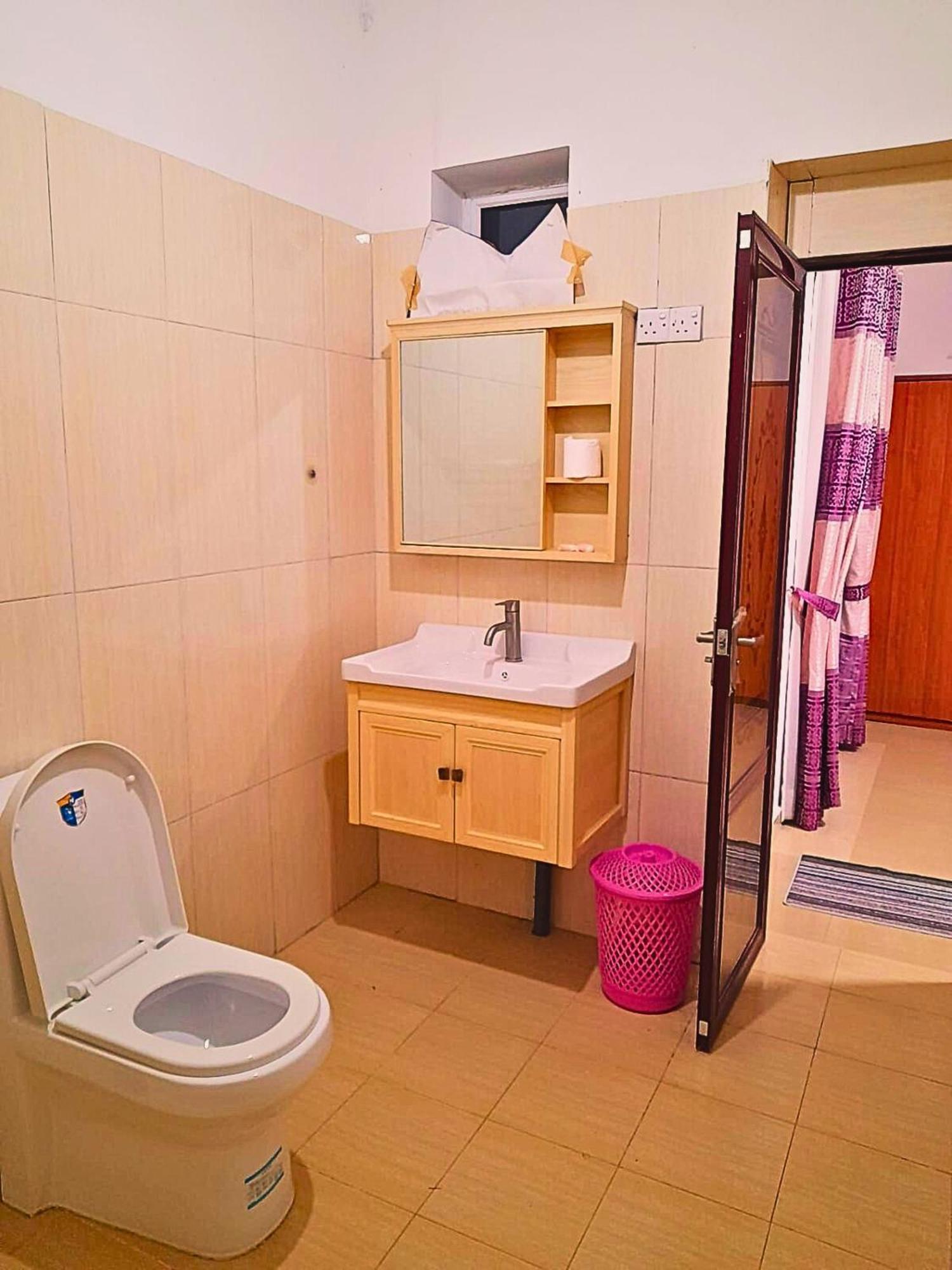 Ared Villa Katunayaka Extérieur photo