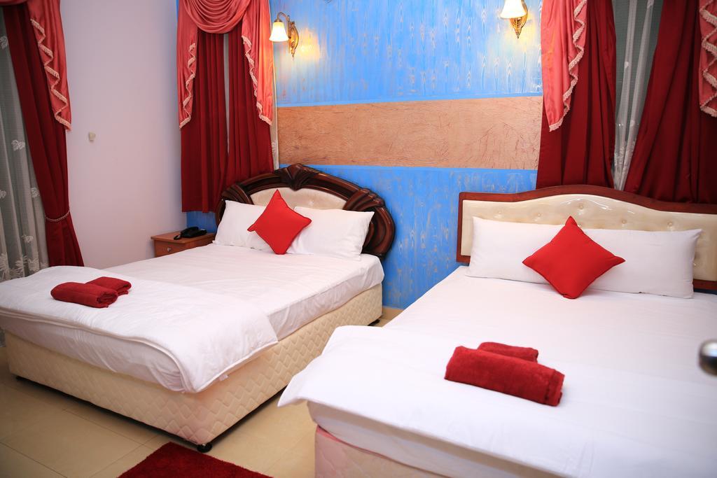 Ared Villa Katunayaka Extérieur photo