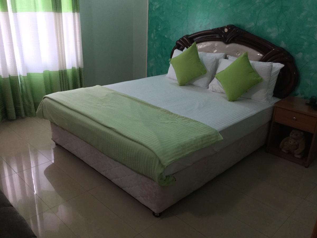 Ared Villa Katunayaka Extérieur photo